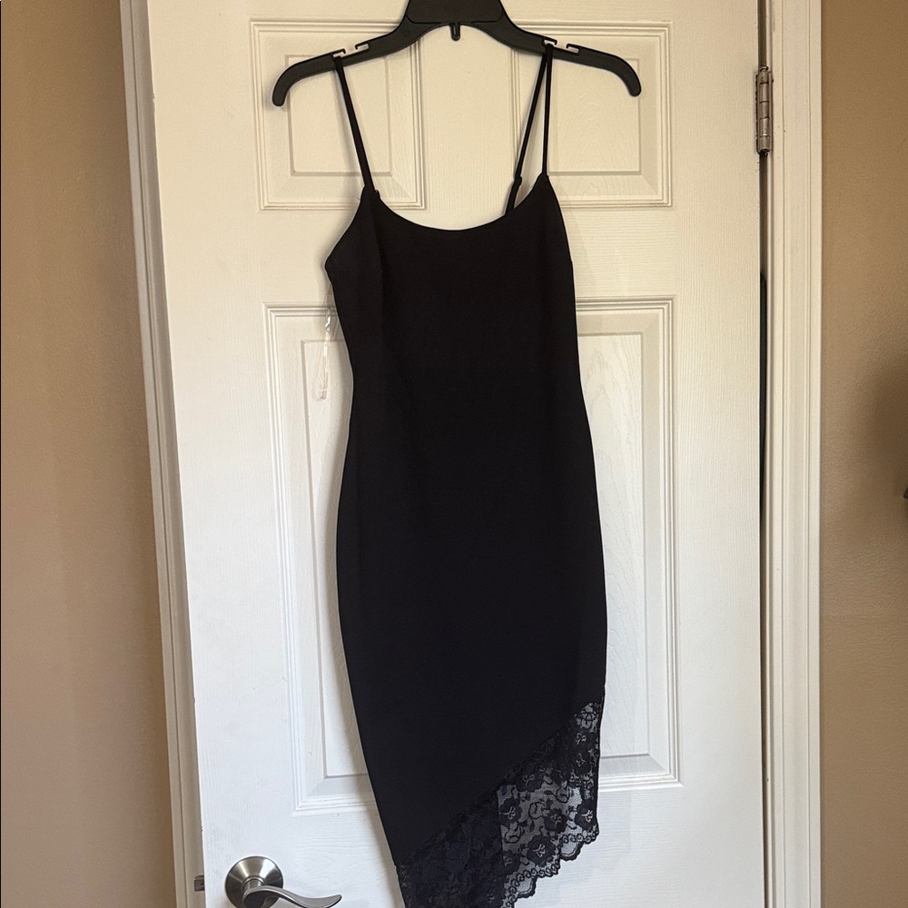 Elegant Black Lace Hem Dress